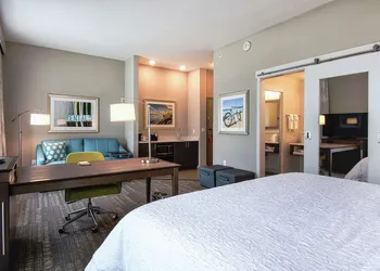 Hampton Inn & Suites Mission Viejo hotel thumbnail 6