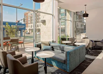 Hyatt Place Glendale / Los Angeles hotel thumbnail 5