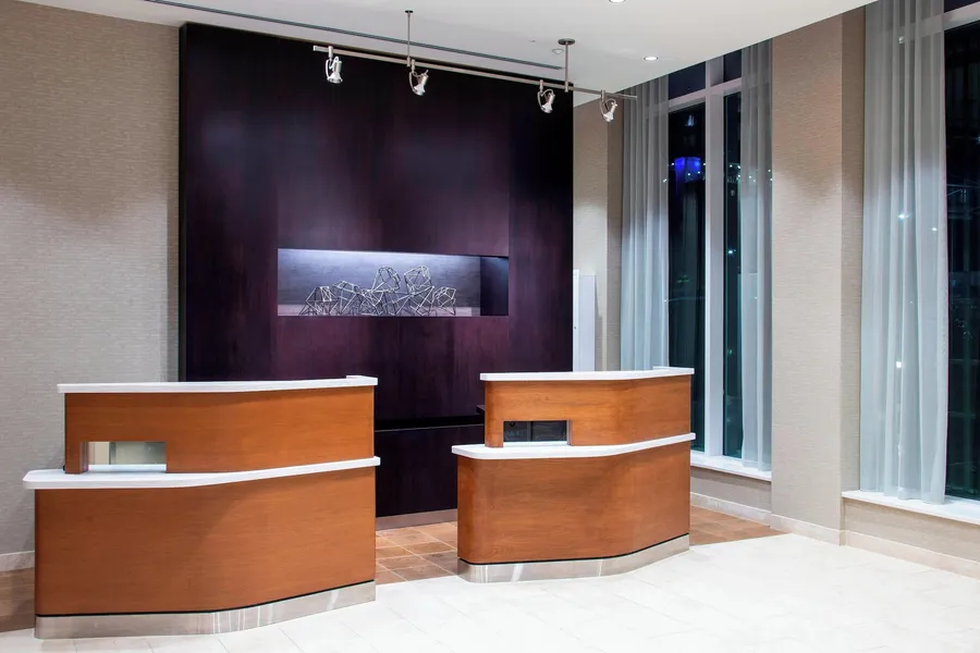 Courtyard by Marriott New York Queens/Fresh Meadows hotel detail image 2