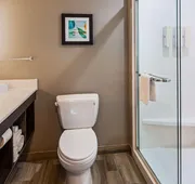 Holiday Inn Express And Suites Pasadena Houston Southeast by IHG hotel detail image 5
