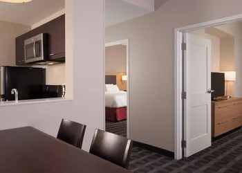 TownePlace Suites Charleston Airport/Convention Center hotel thumbnail 8