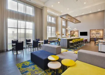 Hampton Inn & Suites Southwest/Sioux Falls hotel thumbnail 3