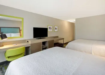 Hampton Inn & Suites Southwest/Sioux Falls hotel thumbnail 6