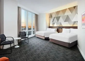 Courtyard Long Island City/New York Manhattan View hotel thumbnail 5