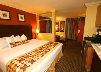 Days Inn by Wyndham Kissimmee West hotel thumbnail 6