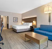 Holiday Inn Express & Suites Macon North by IHG hotel detail image 7