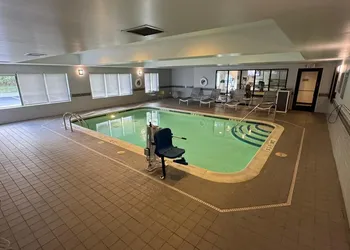Spark by Hilton Erie hotel thumbnail 3