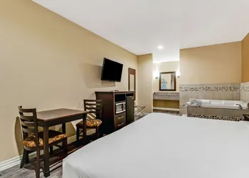 Americas Best Value Inn Houston at FM 529 hotel thumbnail 5