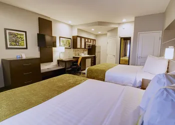 Days Inn & Suites by Wyndham Port Arthur hotel thumbnail 6