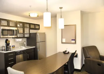 Candlewood Suites York by IHG hotel thumbnail 6