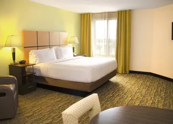 Candlewood Suites York by IHG hotel thumbnail 8