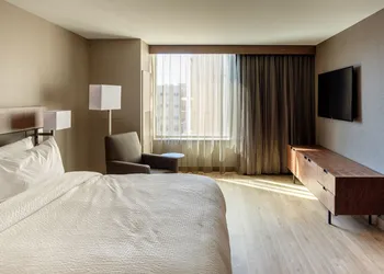 AC Hotel by Marriott Cincinnati at The Banks hotel thumbnail 8