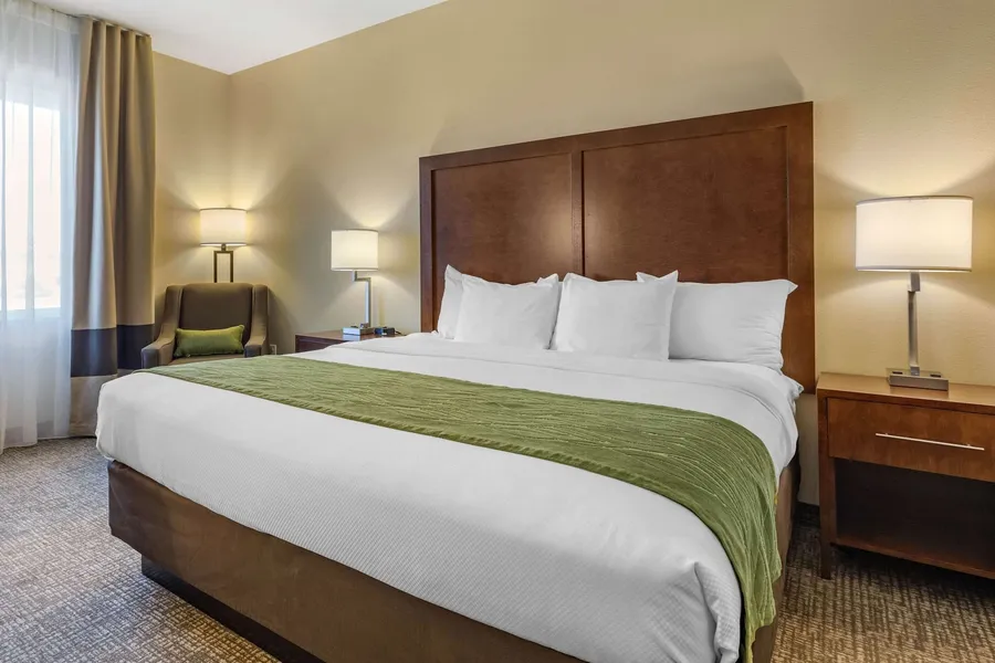 Comfort Inn & Suites Edgewood hotel detail image 6
