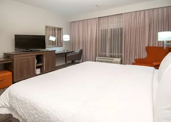 Hampton Inn Opelousas hotel thumbnail 6