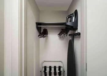 Homewood Suites by Hilton Boston Logan Airport Chelsea hotel thumbnail 6