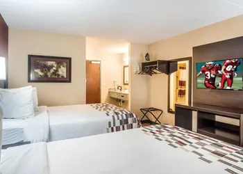 Red Roof Inn Chicago - Alsip hotel thumbnail 5