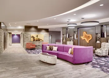 Hampton Inn & Suites Fort Worth Downtown hotel thumbnail 4