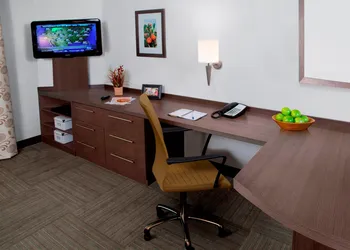 Candlewood Suites Oklahoma City - Bricktown by IHG hotel thumbnail 2