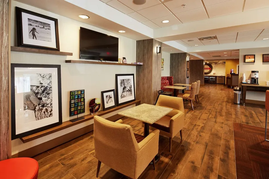 Hampton Inn Parker hotel detail image 2