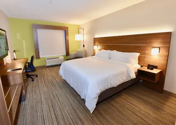 Holiday Inn Express & Suites Perryville by IHG hotel thumbnail 5
