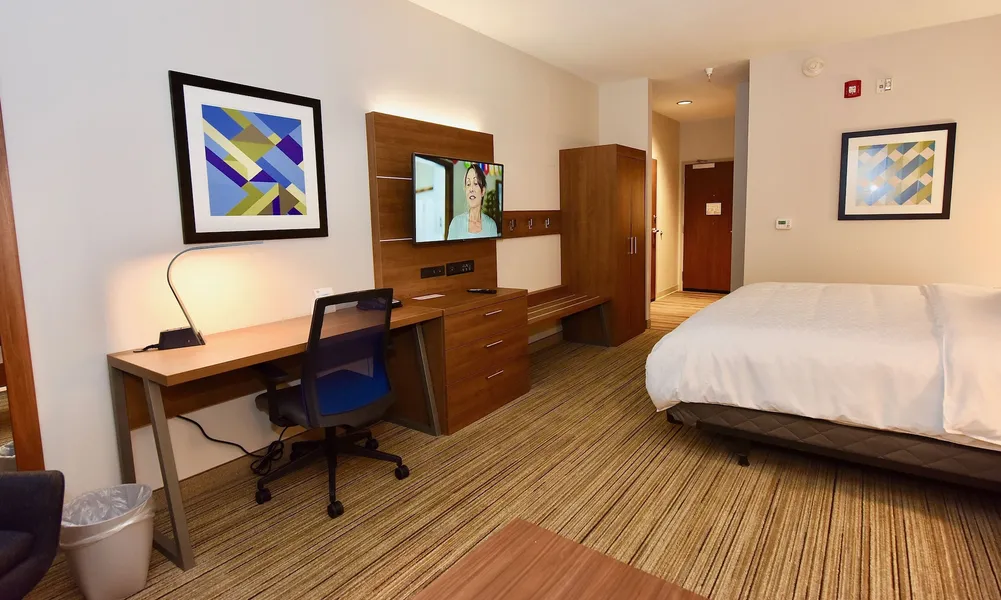 Holiday Inn Express & Suites Perryville by IHG hotel detail image 6