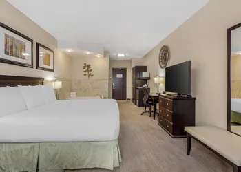 Best Western Wainwright Inn & Suites hotel thumbnail 7