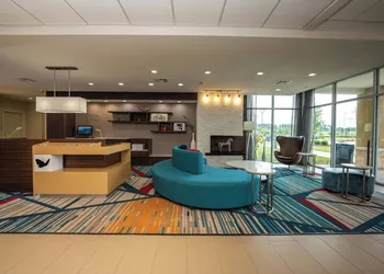 Fairfield Inn & Suites by Marriott Huntsville hotel thumbnail 2