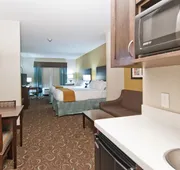 Holiday Inn Express & Suites San Antonio - Frost Bank Ctr hotel detail image 3