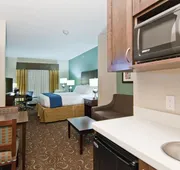 Holiday Inn Express & Suites San Antonio - Frost Bank Ctr hotel detail image 5