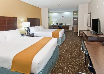 Holiday Inn Express & Suites San Antonio - Frost Bank Ctr hotel thumbnail 6