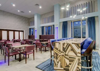 Hampton Inn & Suites Boston/Stoughton hotel thumbnail 2