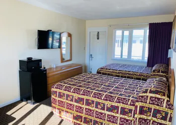 A1A Super Inn hotel thumbnail 5