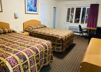 A1A Super Inn hotel thumbnail 6