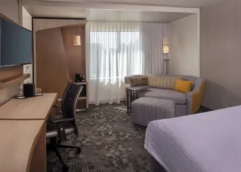 Courtyard by Marriott Hershey Chocolate Avenue hotel thumbnail 6