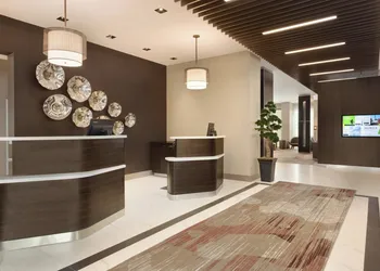 Courtyard by Marriott Toronto Mississauga/West hotel thumbnail 3
