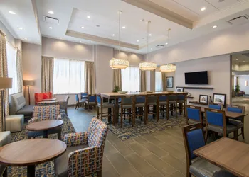 Hampton Inn & Suites Tulsa Downtown hotel thumbnail 7