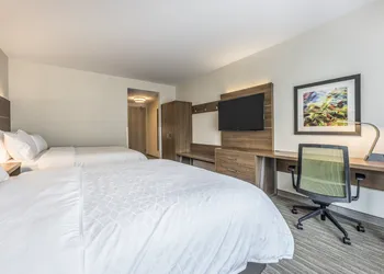 Holiday Inn Express & Suites Moncton by IHG hotel thumbnail 7