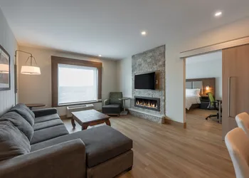 Holiday Inn Express & Suites Moncton by IHG hotel thumbnail 8