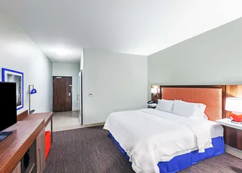 Hampton Inn Ozona hotel thumbnail 4