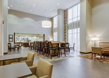 Hampton Inn St. Louis Wentzville hotel thumbnail 2