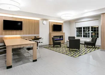 Microtel Inn & Suites by Wyndham Lubbock hotel thumbnail 2