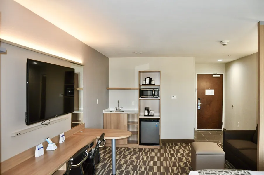 Microtel Inn & Suites by Wyndham Lubbock hotel detail image 6