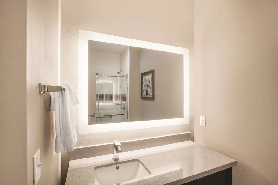 La Quinta Inn & Suites by Wyndham Kingsville hotel detail image 6