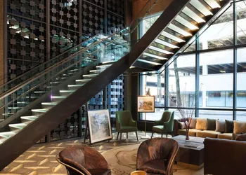 The Porter Portland, Curio Collection by Hilton hotel thumbnail 3