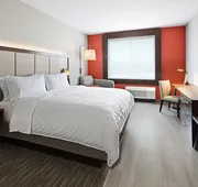 Holiday Inn Express & Suites Lubbock Central - Univ Area by IHG hotel detail image 3