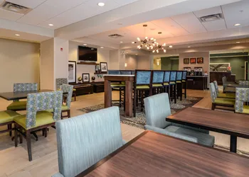Hampton Inn Brighton hotel thumbnail 3