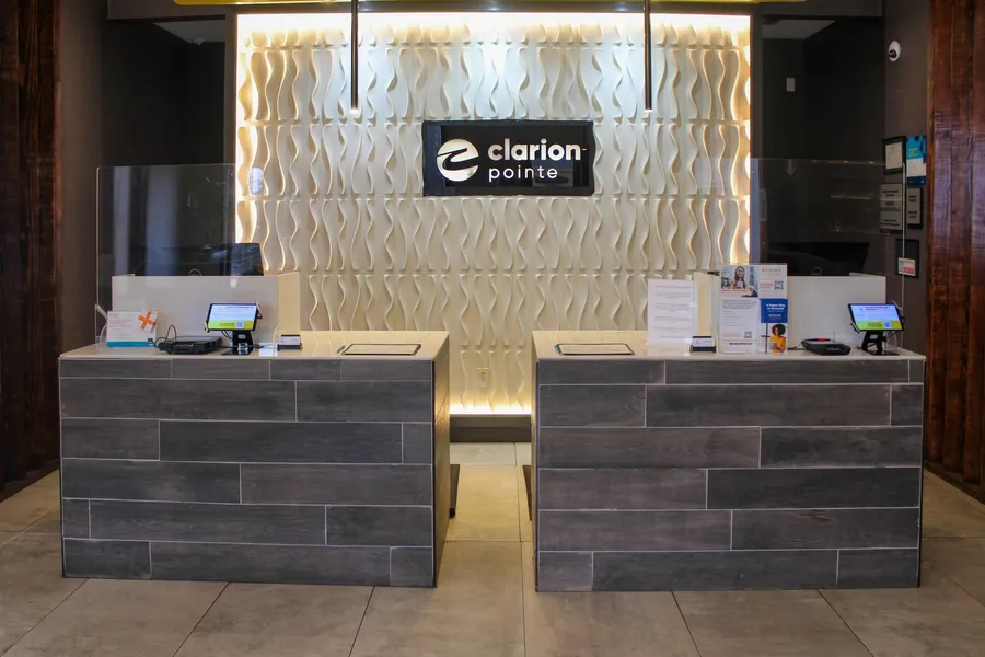 Clarion Pointe Marshall hotel detail image 2