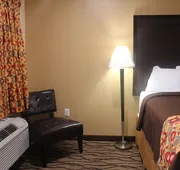 Express Inn & Suites - Bush Airport hotel detail image 7