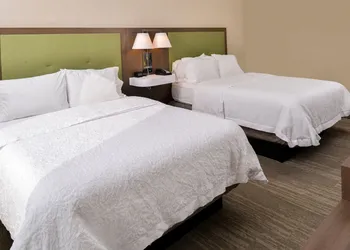 Hampton Inn Omaha Airport hotel thumbnail 6