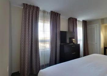 Staybridge Suites Madison - Fitchburg by IHG hotel thumbnail 7